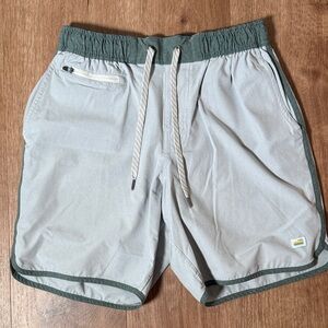 Vuori Light Gray Shorts with Dark Green Trim